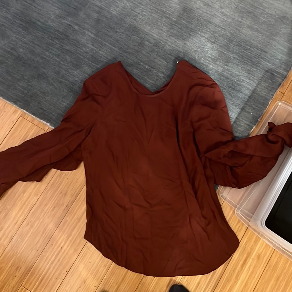 ALC backless maroon top size 2 rarely worn